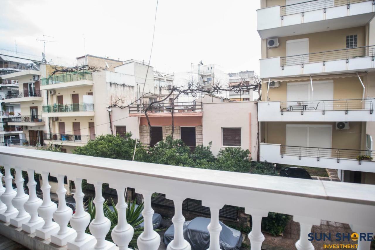 Explore Greece From Near The Sea Apartment Chalkís Exterior foto